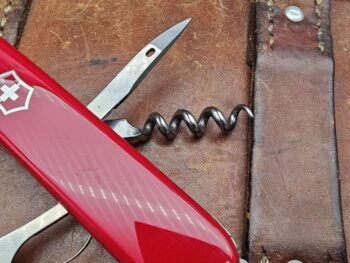 Victorinox Swiss Army Climber Pocket Knife 3 il 1140xN.5889274236 lvzk